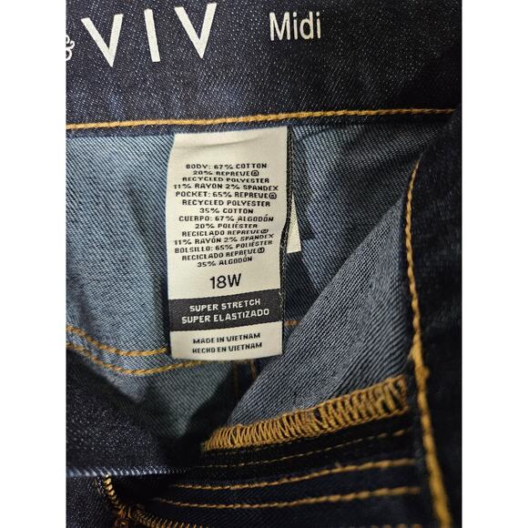 Ava and Viv Womens Midi Jean Short Size 18W‎ Dark Wash - Picture 4 of 6